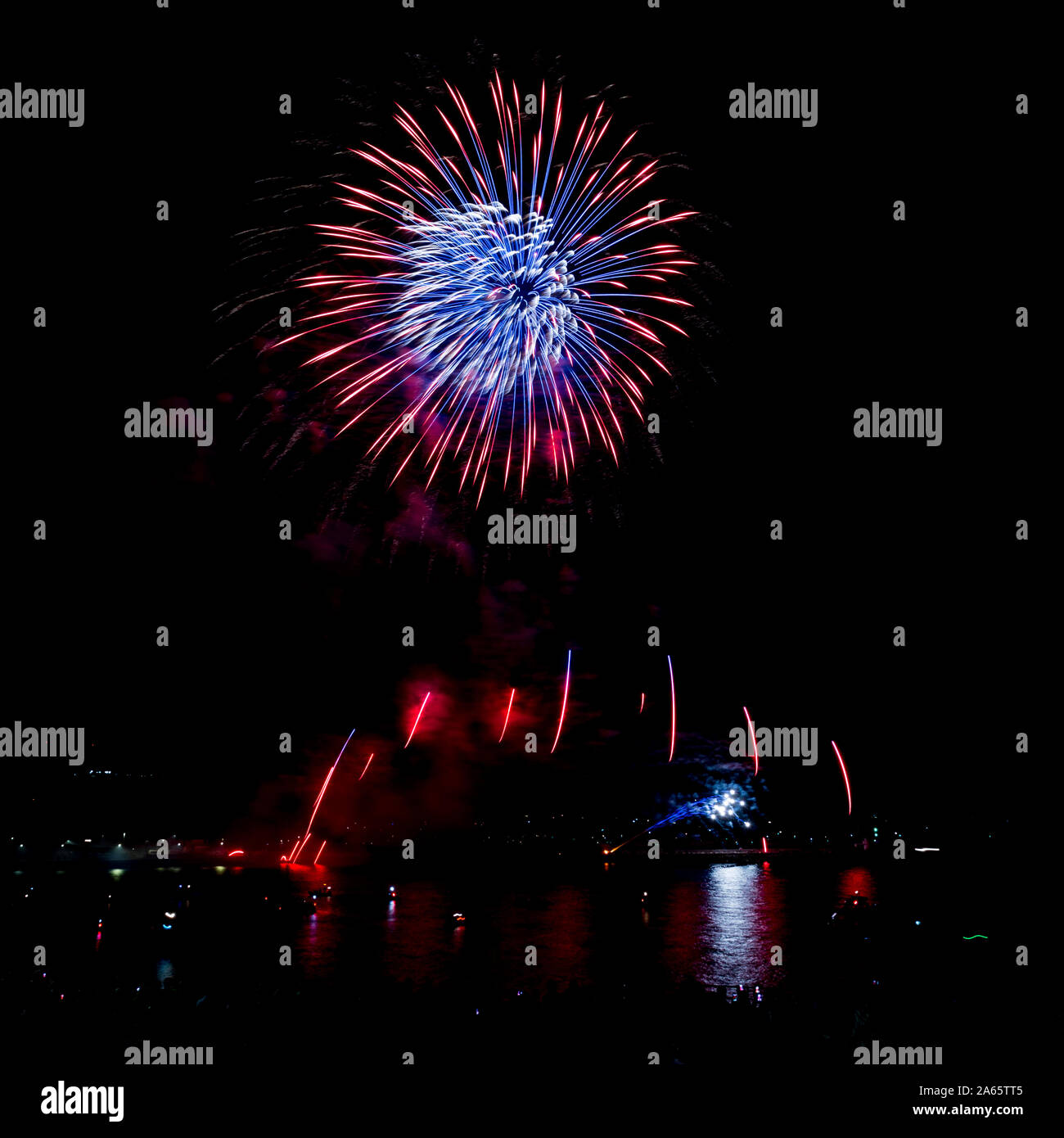 Plymouth, Devon fireworks. National Competition Stock Photo Alamy
