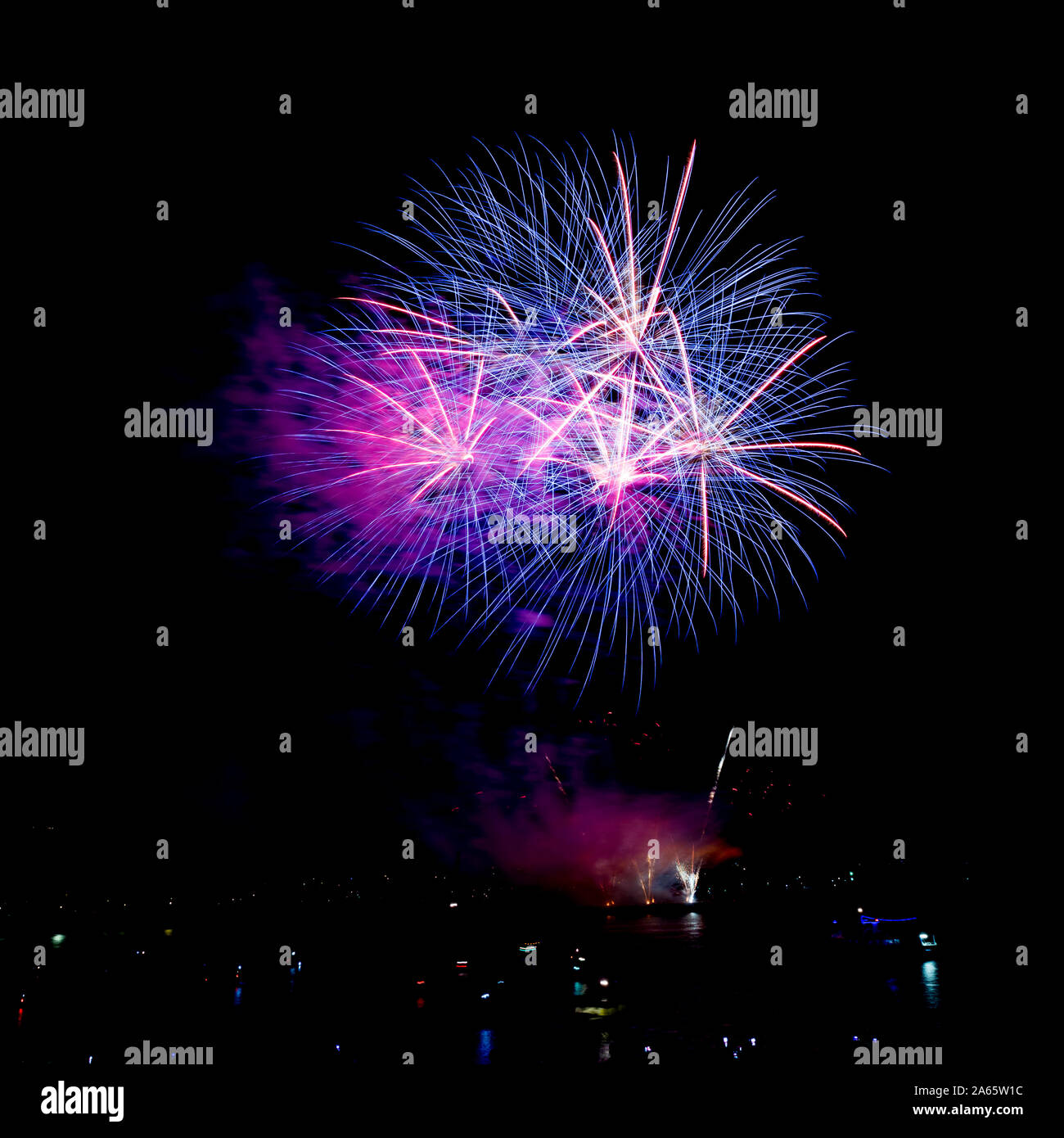 Plymouth, Devon fireworks. National Competition Stock Photo Alamy