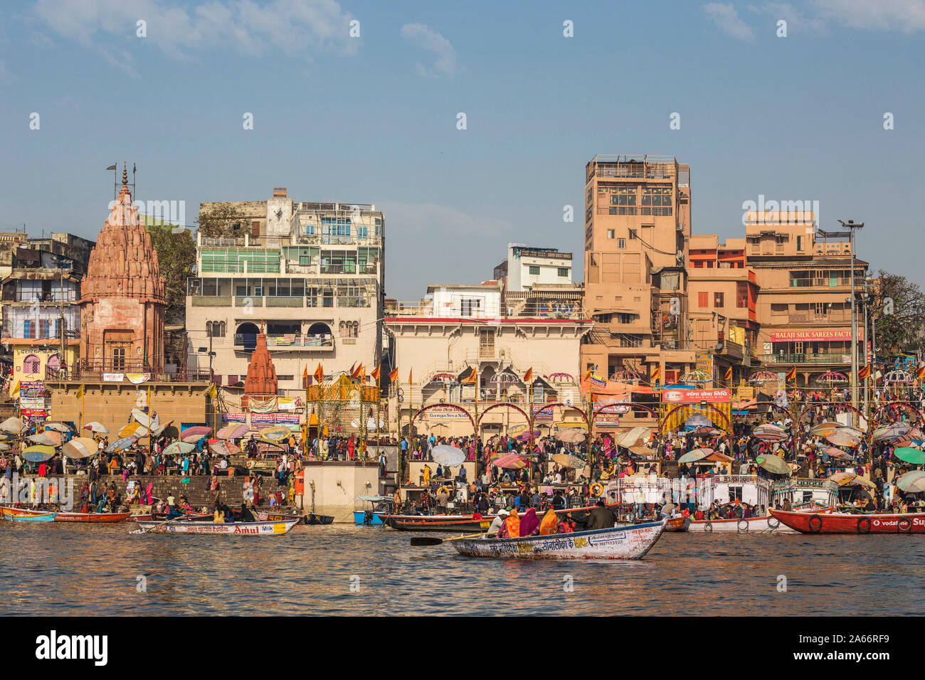 India, Uttar Pradesh, Varanasi, View towards Dashashwamedh Ghat Stock Photo