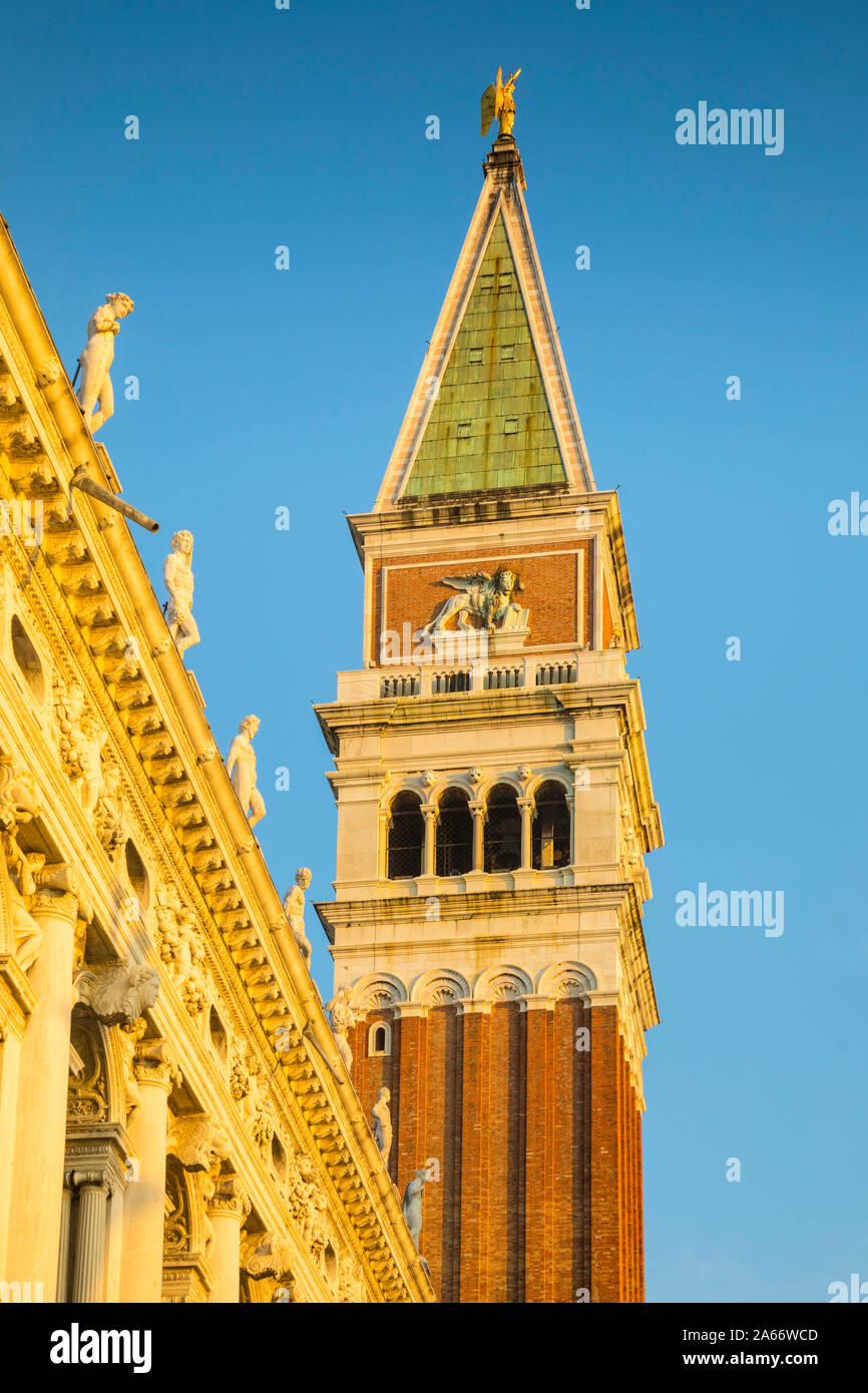 Campanile, Piazza San Marco (St. Mark's Square), Venice, Veneto, Italy Stock Photo
