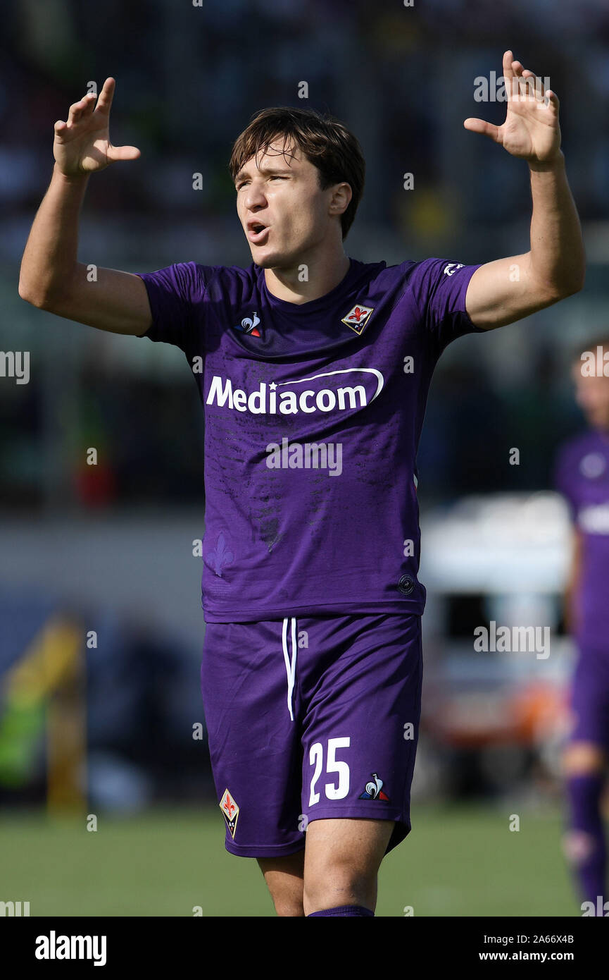 Federico chiesa striker of fiorentina and della italian national team  hi-res stock photography and images - Alamy