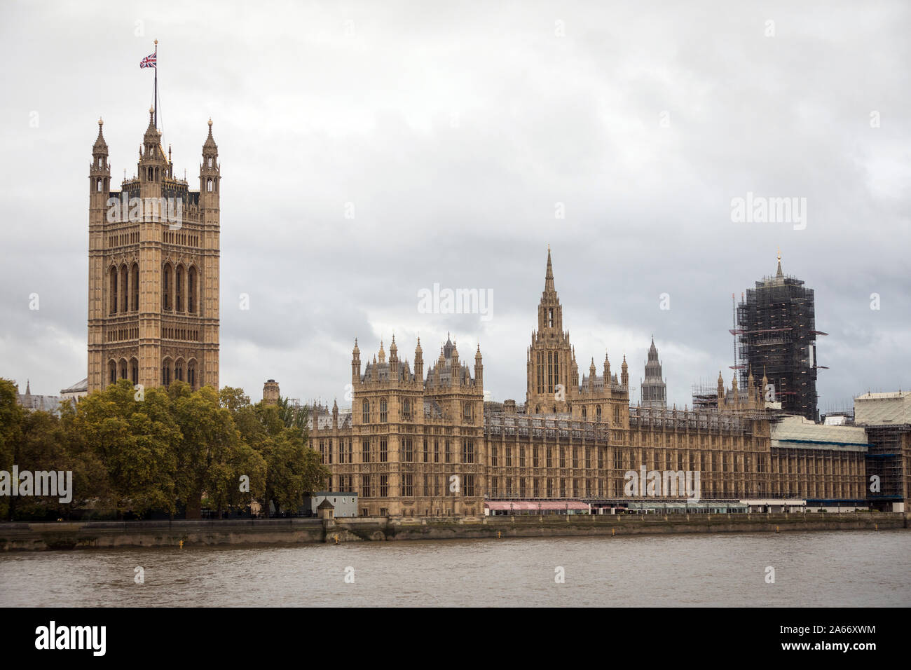 The Palace of Westminster and the River Thames in London Stock Photo