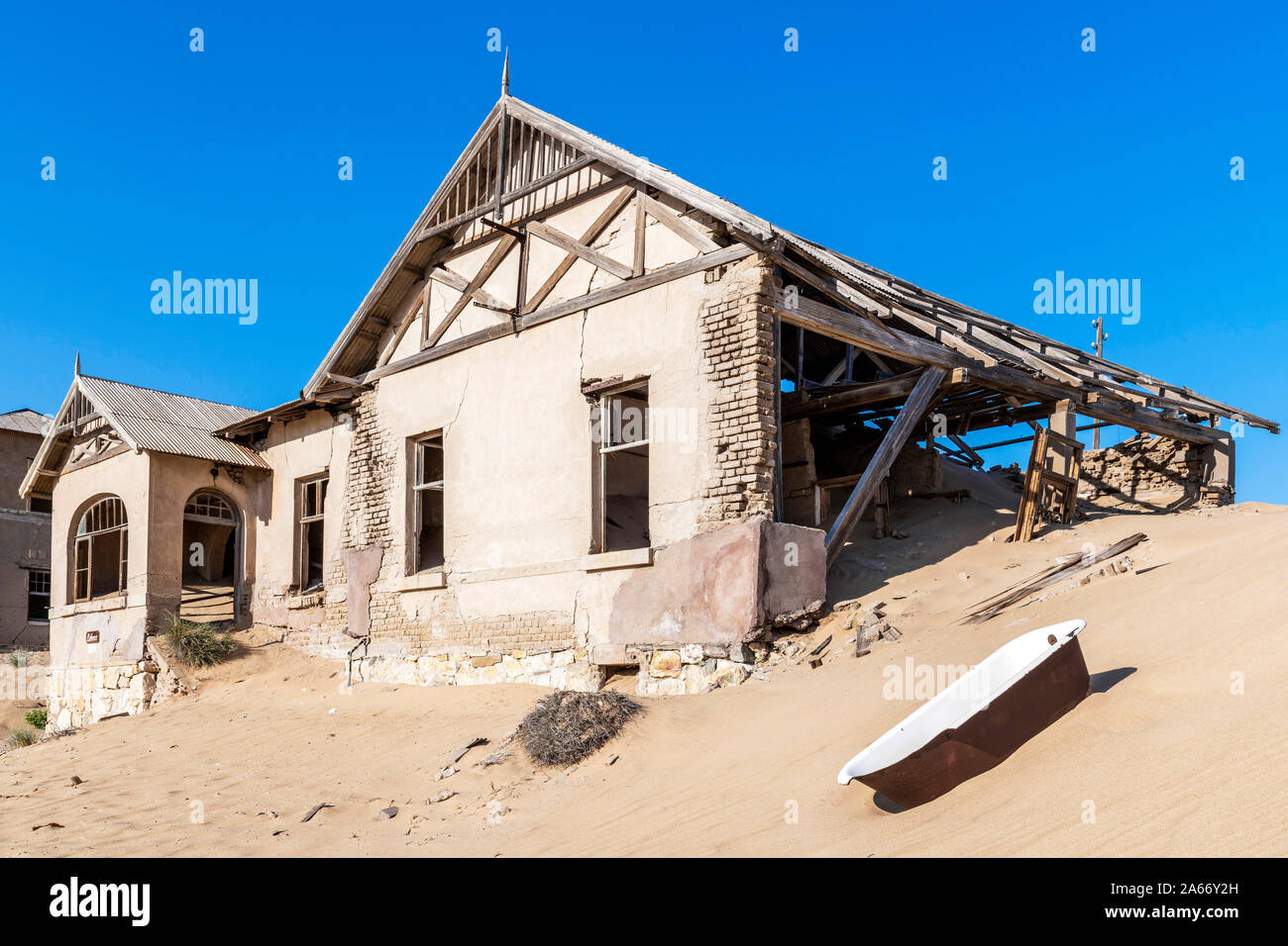 Abandoned house, Kolmanskop, Karas, Namibia Stock Photo