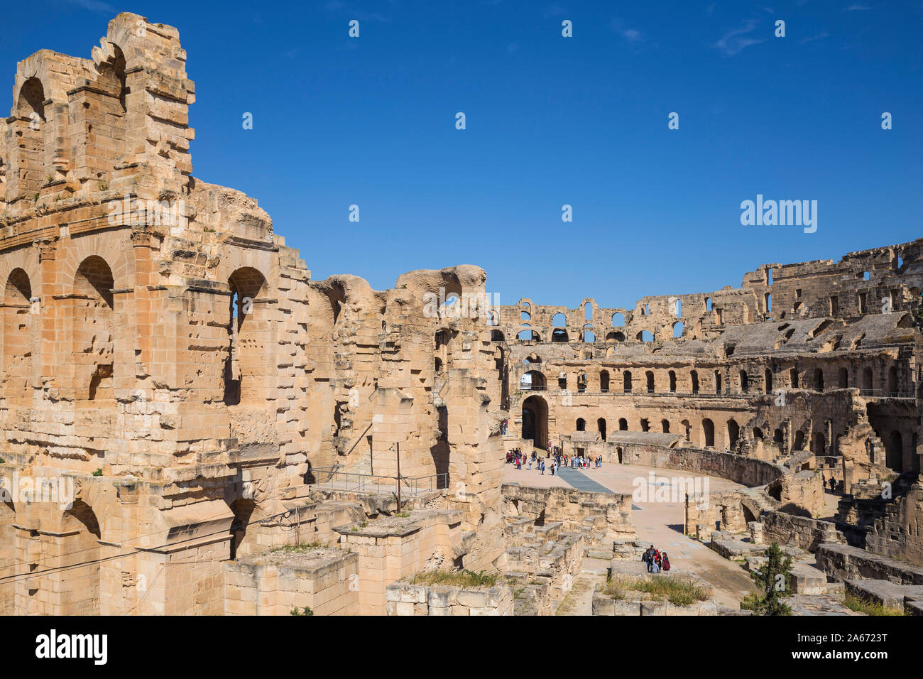 Tunisia El Jem Roman Amphitheatre Stock Photo Alamy
