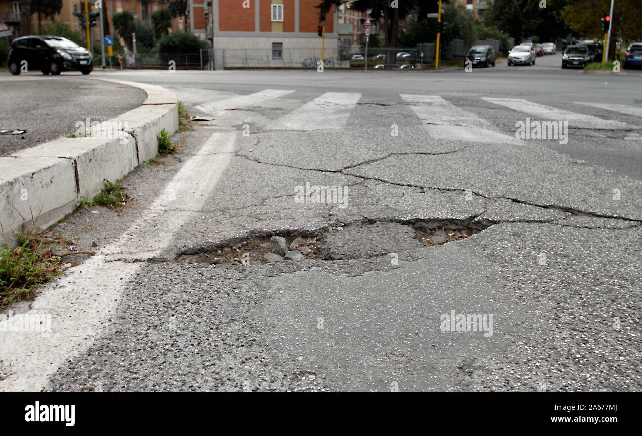 The degredation situation in the district of Roma Torrespaccata (Photo by Claudio Sisto/Pacific Press) Stock Photo