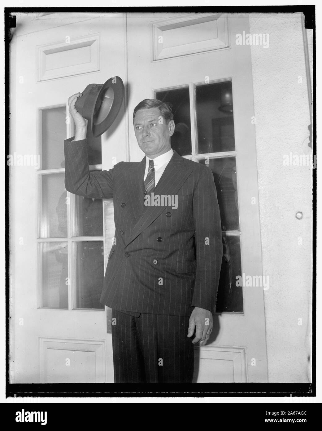 White House caller. Washington, D.C., Jan. 6. Governor Burnett Maybank of South Carolina, leaving the White House after a call on President Roosevelt today, 1/6/39 Stock Photo