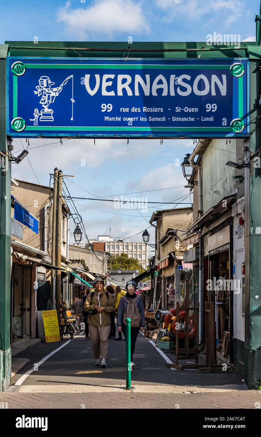 Paris, France- 30th September 2019: Alleyways and shops of the St-Ouen flea  market in Paris, also known as Porte de Clignancourt flea market is one of  Stock Photo - Alamy