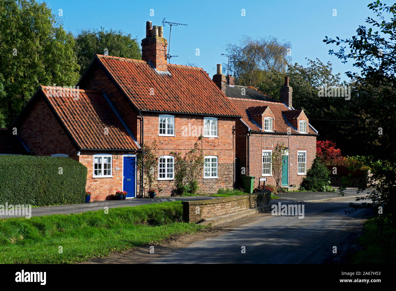 Cottages in the village of Lockington, East Yorkshire, England UK Stock