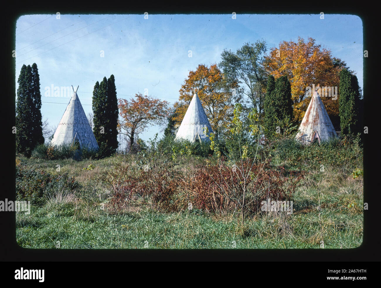 Horse cave hires stock photography and images Alamy