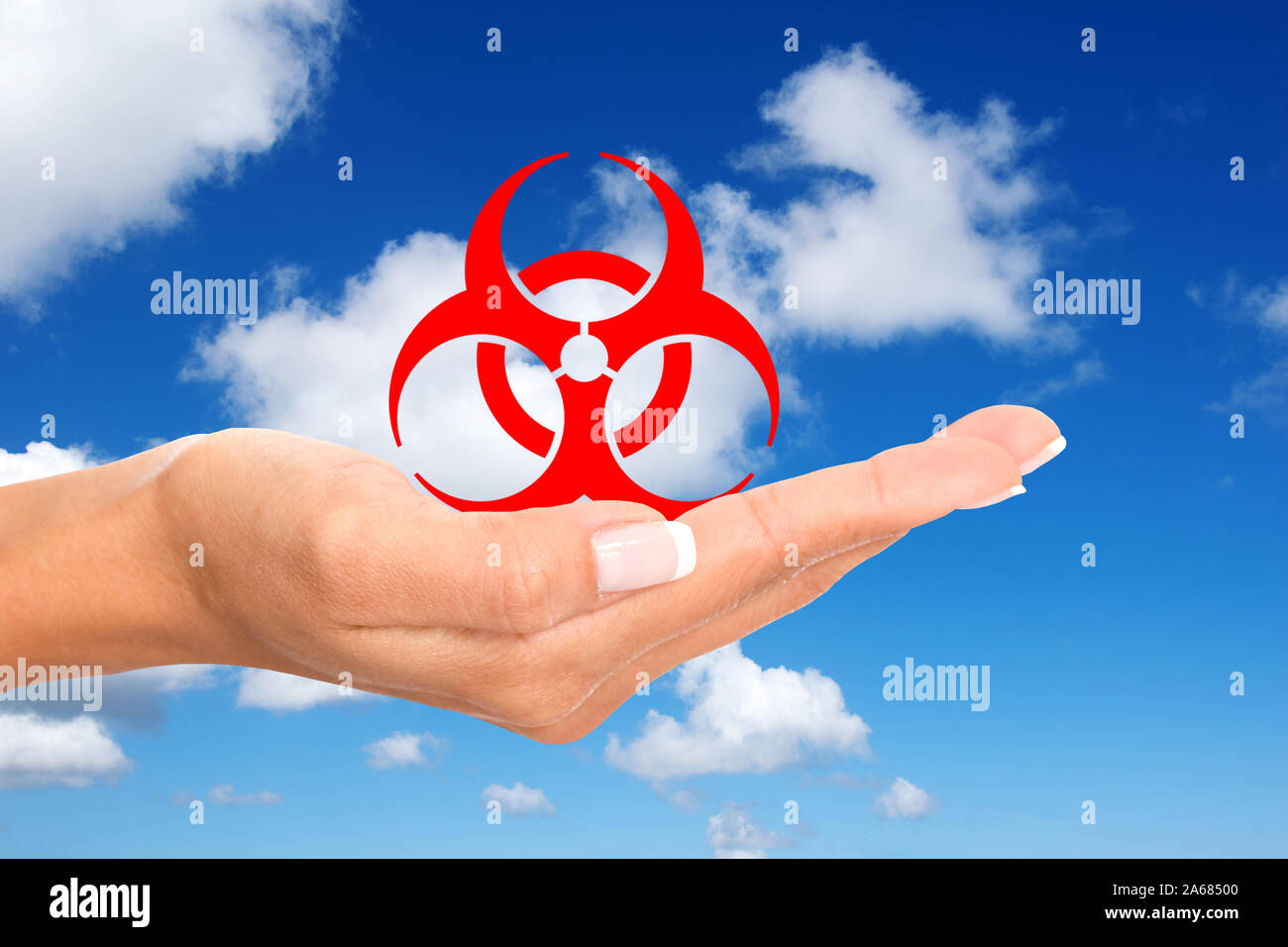 Hand mit Biohazard-Zeichen, Logo, biologisches Risiko, Gefährdung, Stock Photo