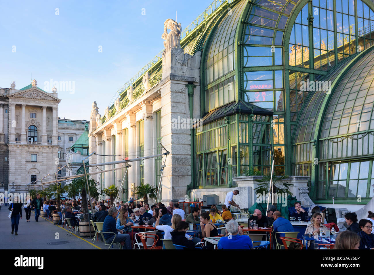 Wien, Vienna: open air restaurant Palmenhaus in Austria, Wien, 01. Old Town Stock Photo