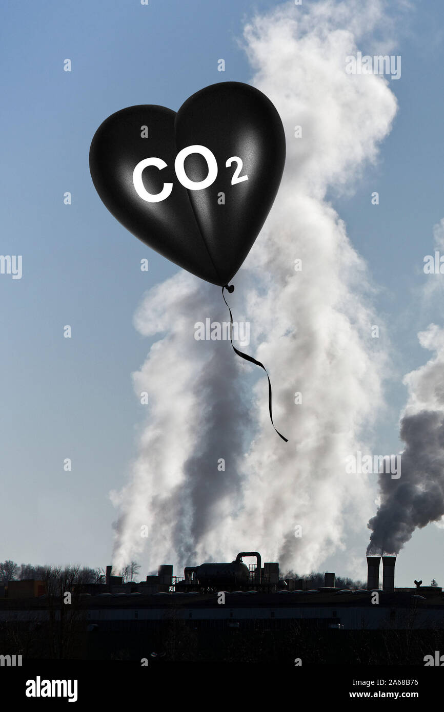 Schwarzes Herz, Luftballon, Herzluftballon, Aufdruck: CO2, Schadstoffe, unbrennbar, Gas, Atemluft, Erkrankung, Umwelt, Schadstoffausstoss, Umweltversc Stock Photo