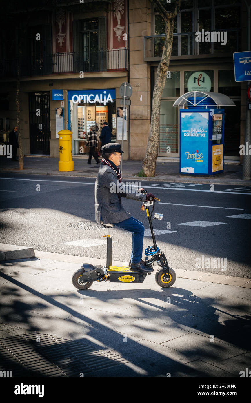 Urban fox bike hi res stock photography and images Alamy