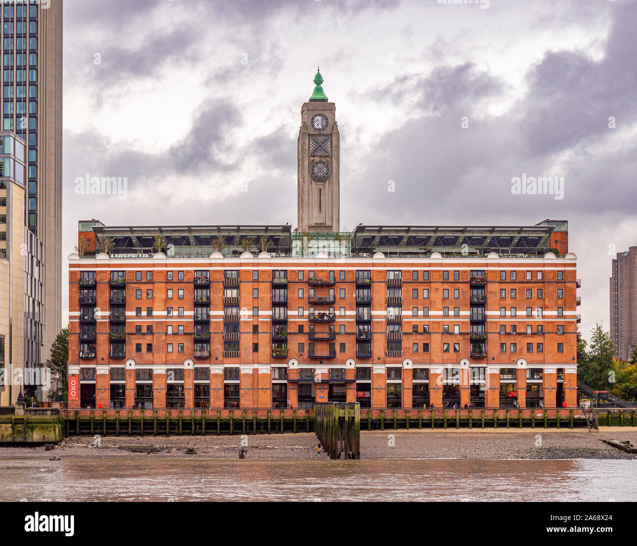 Oxo tower wharf hi-res stock photography and images - Alamy