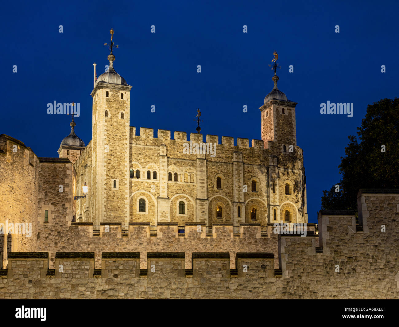 The Tower of London, at dusk, London, UK Stock Photo Alamy