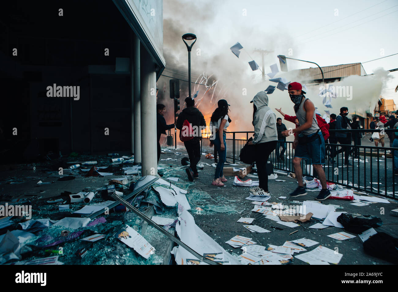 QUILPUE, CHILE - OCTOBER 20, 2019 - Cable TV services office is looted during the protests of the 'Evade' movement against the government of Sebastian Stock Photo