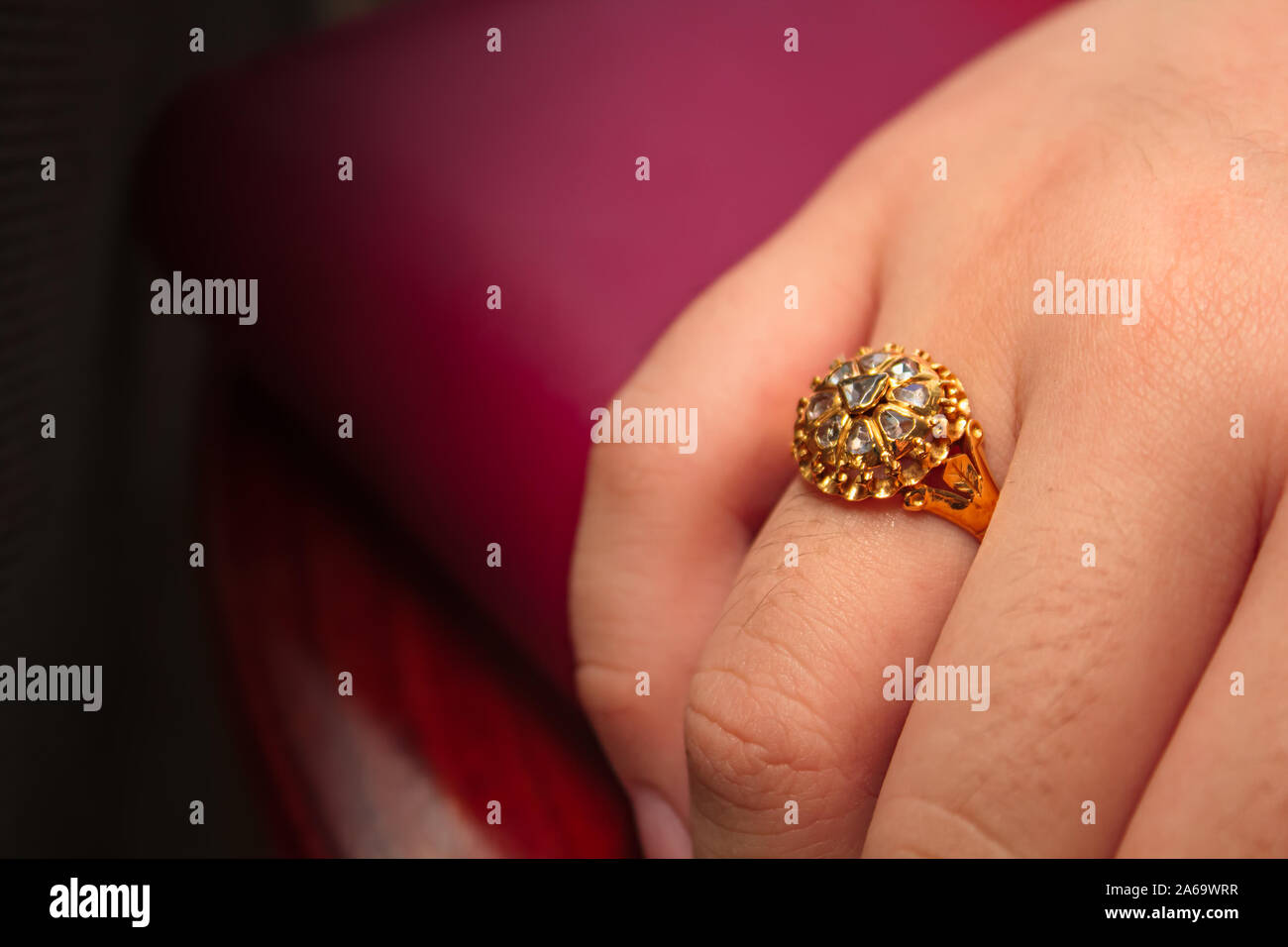 649 Thai Gold Bracelet Design Stock Photos - Free & Royalty-Free Stock  Photos from Dreamstime