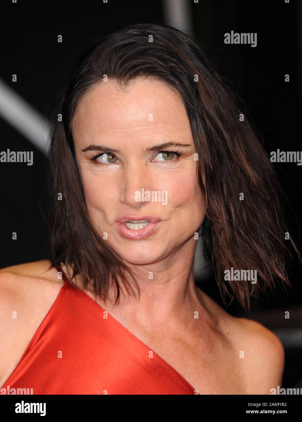 Los Angeles, CA. 24th Oct, 2019. Juliette Lewis at arrivals for THE