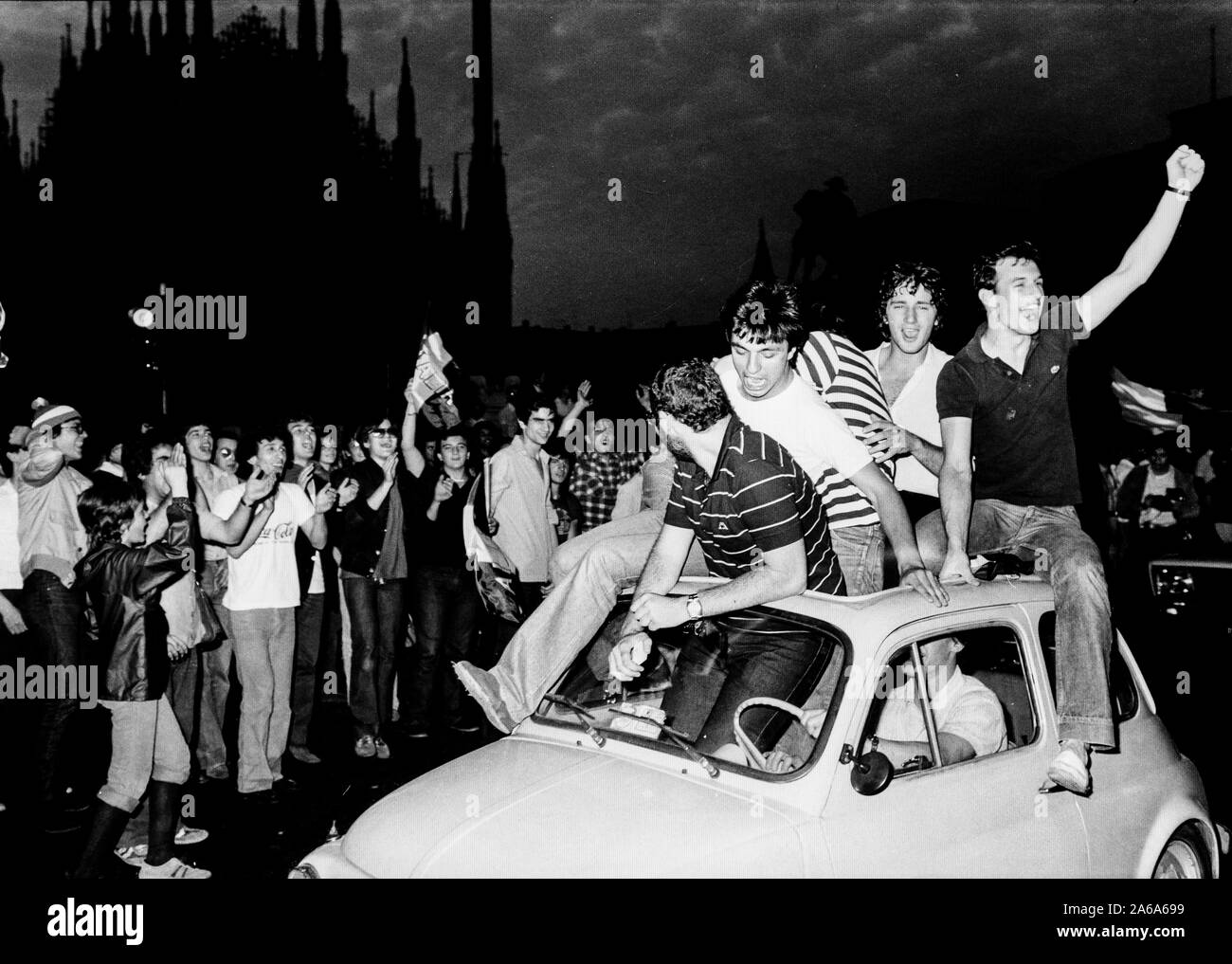 Italy world champion, Milan, 1982 Stock Photo Alamy