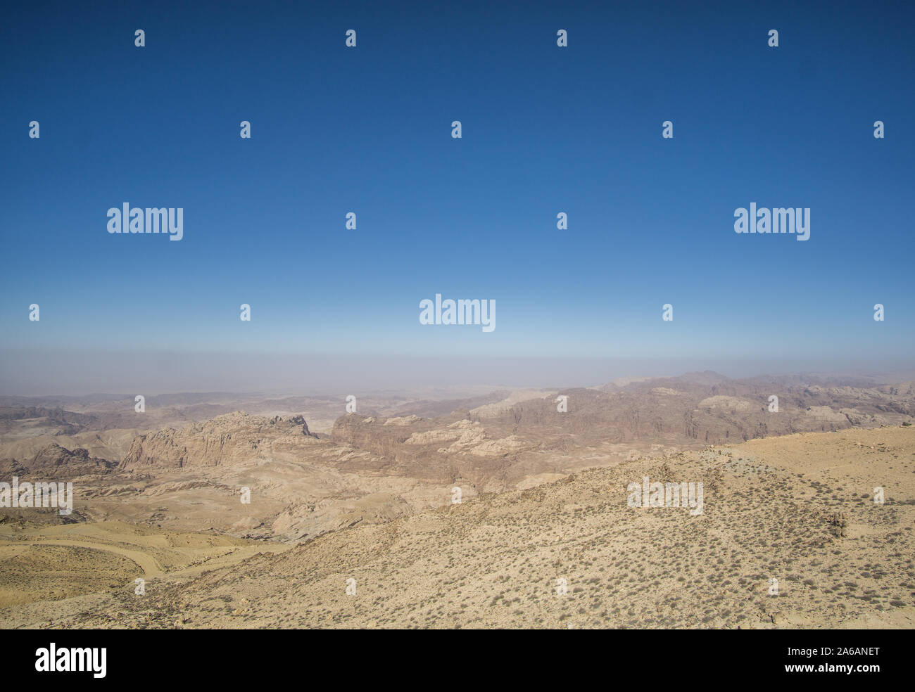 Petra mountains hi-res stock photography and images - Alamy