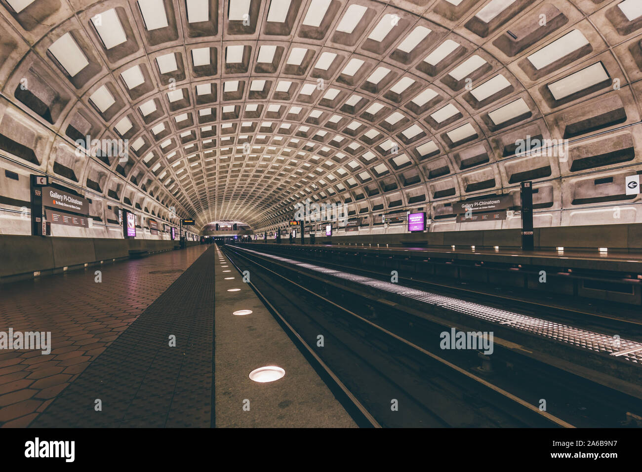 Metro station with huge vault in Washington Stock Photo