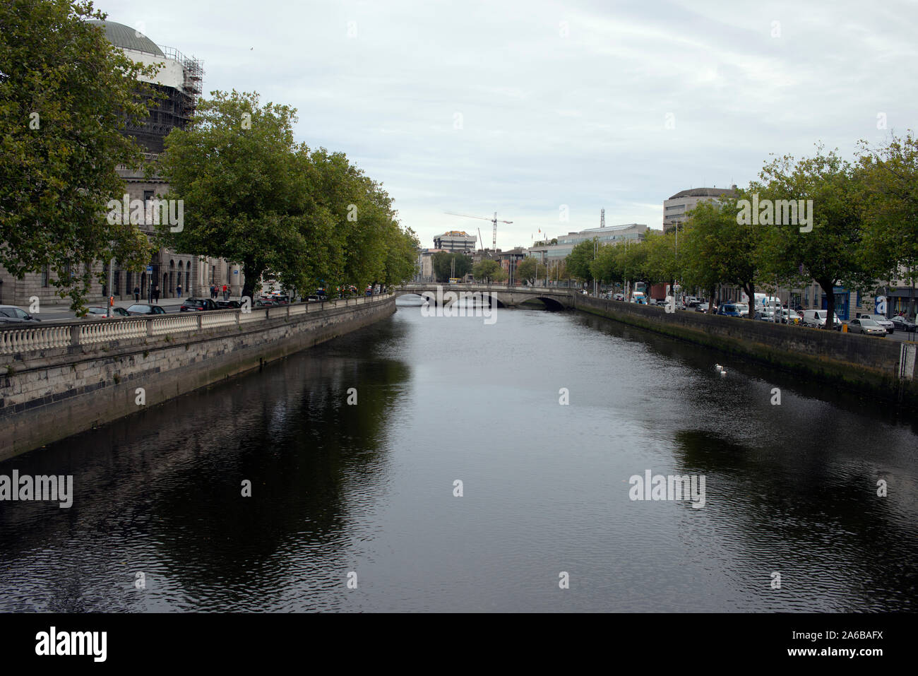 One of the many bridges over the River Liffey in central Dublin ...