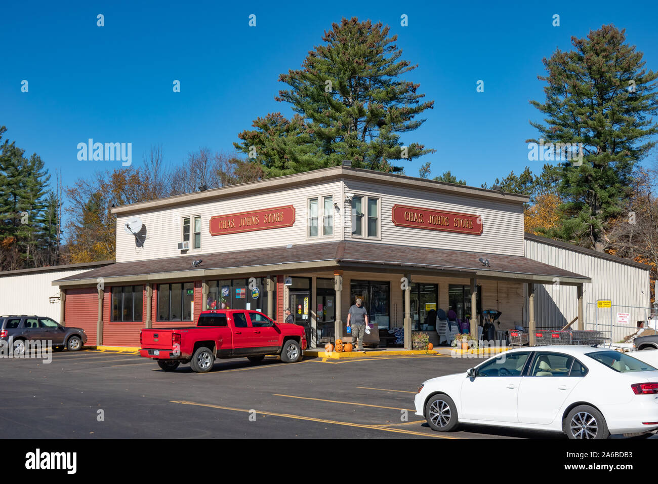 Chas johns store hires stock photography and images Alamy