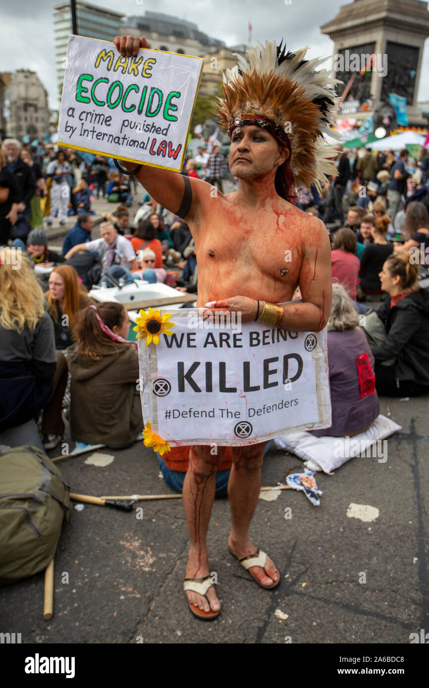 London, 10th October 2019, Extinction Rebellion demonstration and occupation of Trafalgar Square. Stock Photo