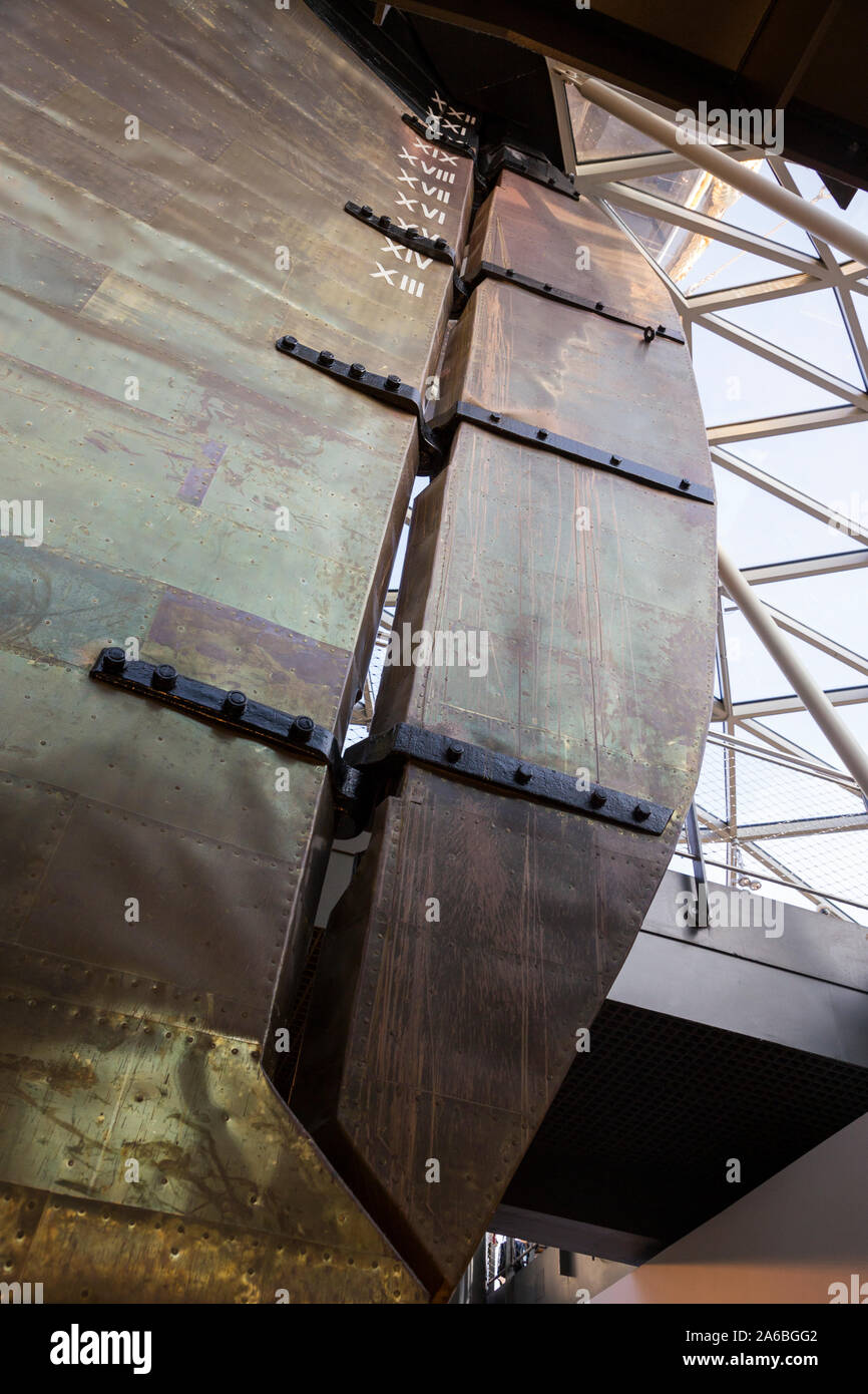 Rudder cutty sark hi-res stock photography and images - Alamy
