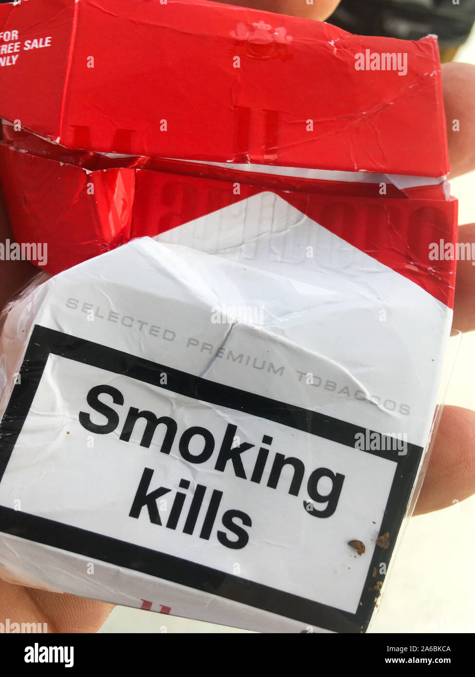 marlboro cigarettes france A Marlboro cigarettes pack sold in Duty-free shop, France Stock Photo