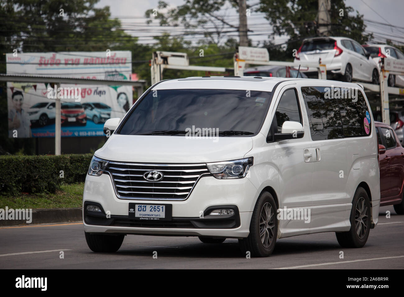 van hyundai 2019