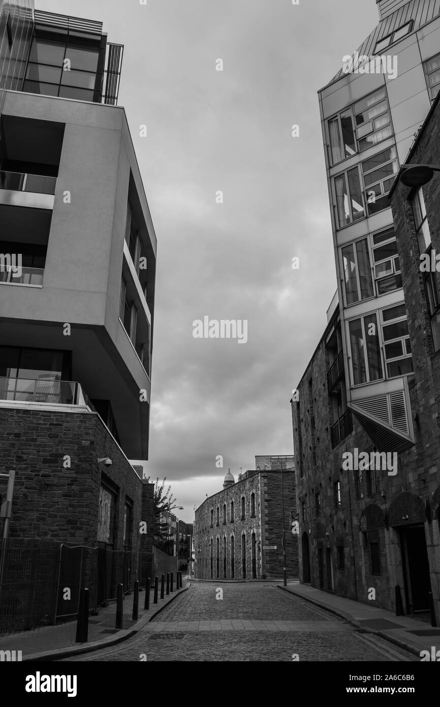 A black and white picture of the streets of Dublin in the north of the