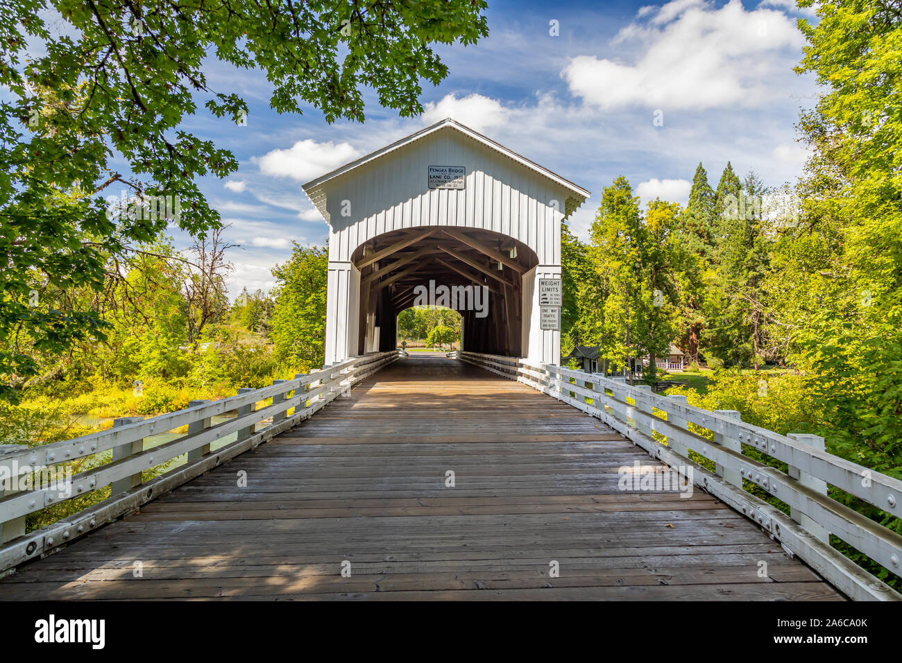 Pengra Covered Bridge Stock Photo Alamy