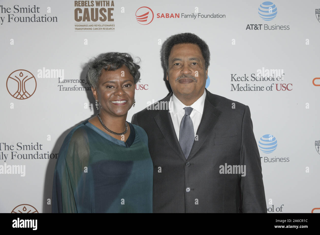 October 24, 2019, Los Angeles, California, USA: FELICIA WASHINGTON and RONALD GIBSON attend the 'Rebels With A Cause'  benefitting the Lawrence J. Ellison Institute for Transformative Medicine of USC at The Water Garden in Santa Monica, California. (Credit Image: © Charlie Steffens/ZUMA Wire) Stock Photo