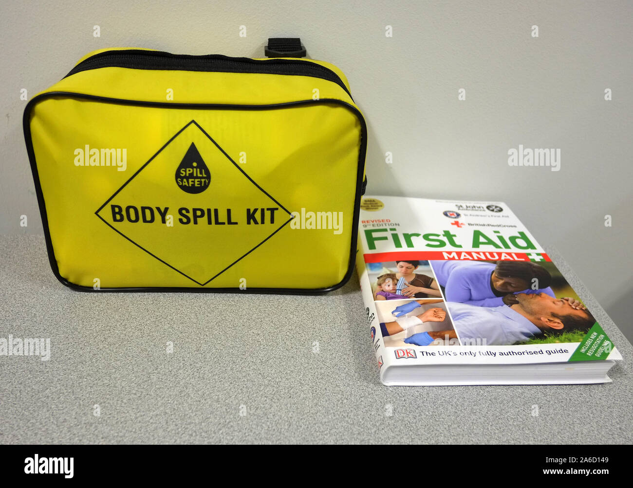 Spill kit hires stock photography and images Alamy