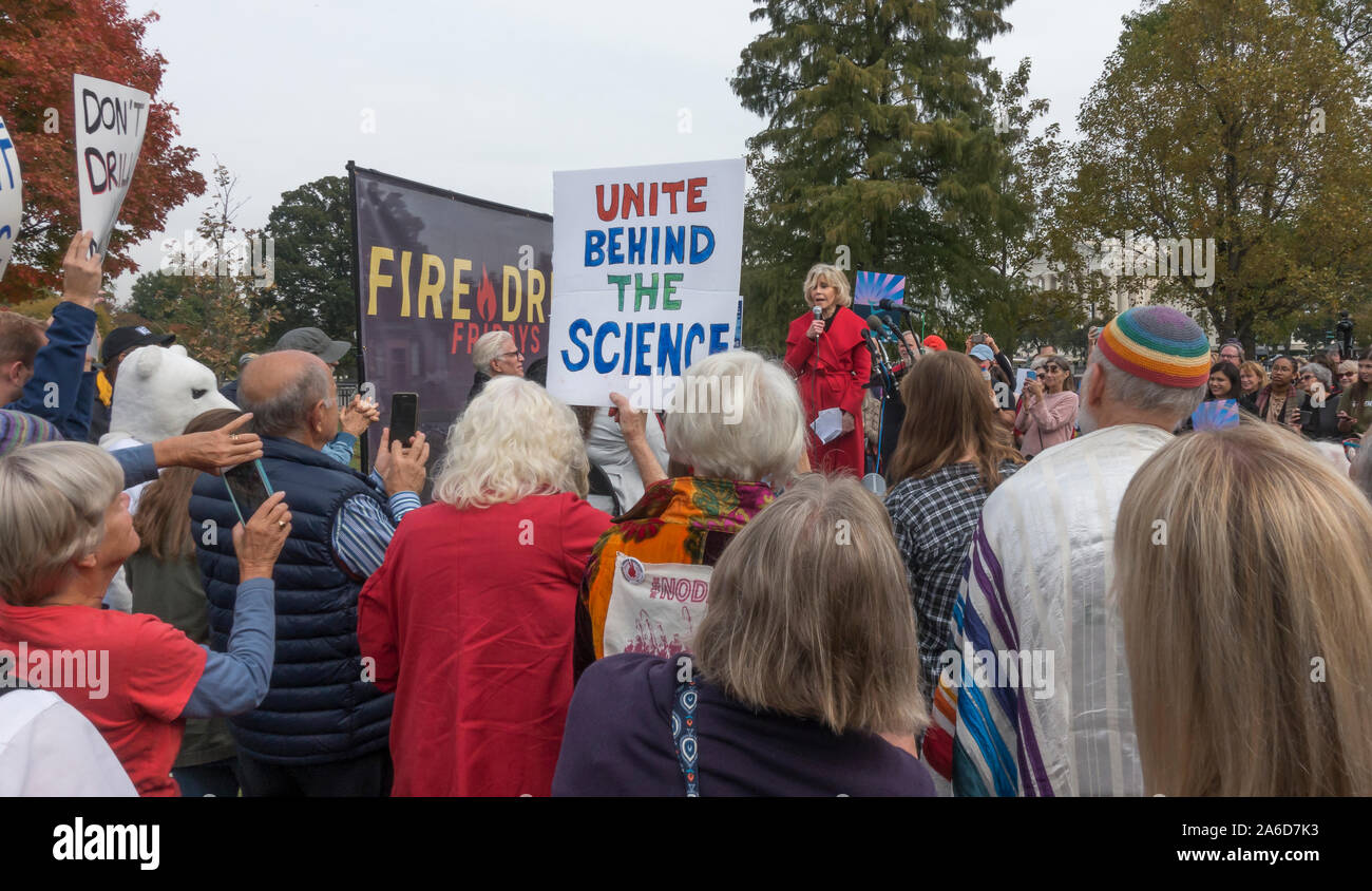 Washington, DC - Oct. 25, 2019: Actress and activist Jane Fonda's ongoing Fire Drill Friday protest at the U.S. Capitol demanding government action on climate change and ending reliance on 'corrupt' fossil fuel industry. Actor Ted Danson joined this third weekly demonstration. Stock Photo