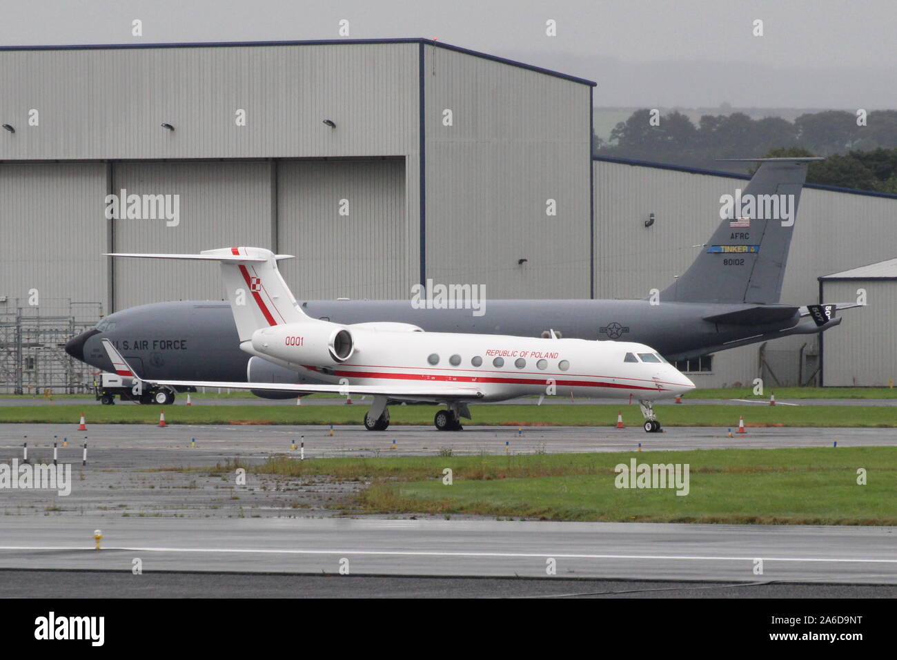 0001, one of two Gulfstream Aerospace G550 VIP transport aircraft serving with the Polish Air Force, at Prestwick International Airport in Ayrshire. Stock Photo