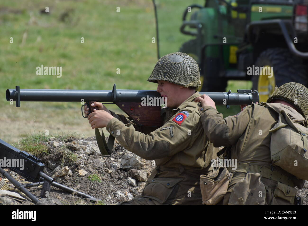 Wartime entertainment hi-res stock photography and images - Alamy
