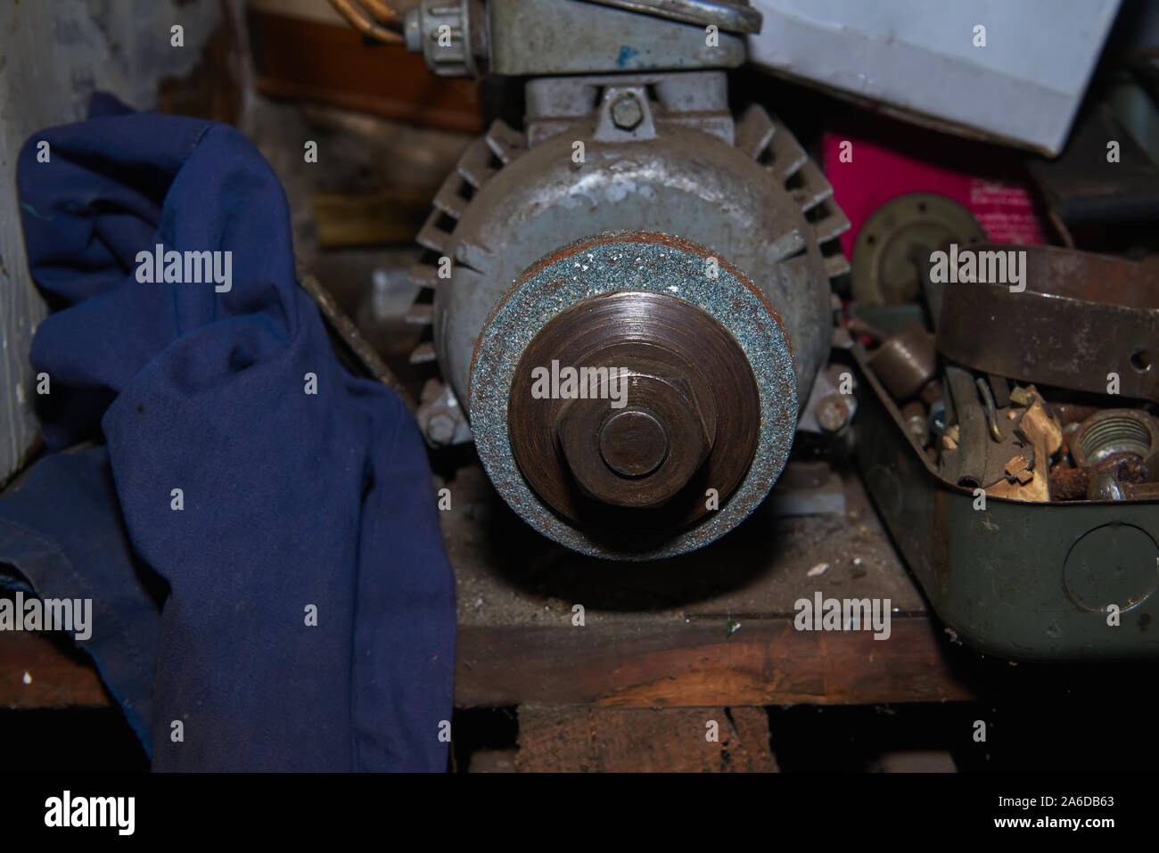 Bench Grinder Stock Photos Bench Grinder Stock Images Alamy