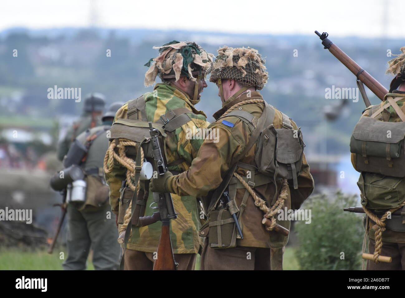 War wartime entertainment hi-res stock photography and images - Alamy