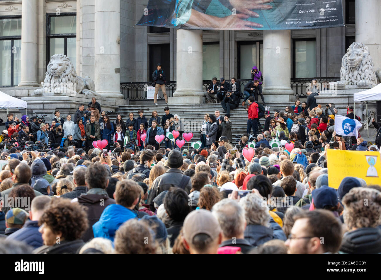 Vancouver, BC, Canada. 25th Oct, 2019. Environmental activist David Suzuki joins Greta Thunberg speaks to a crowd of thousands of young activists and Stock Photo