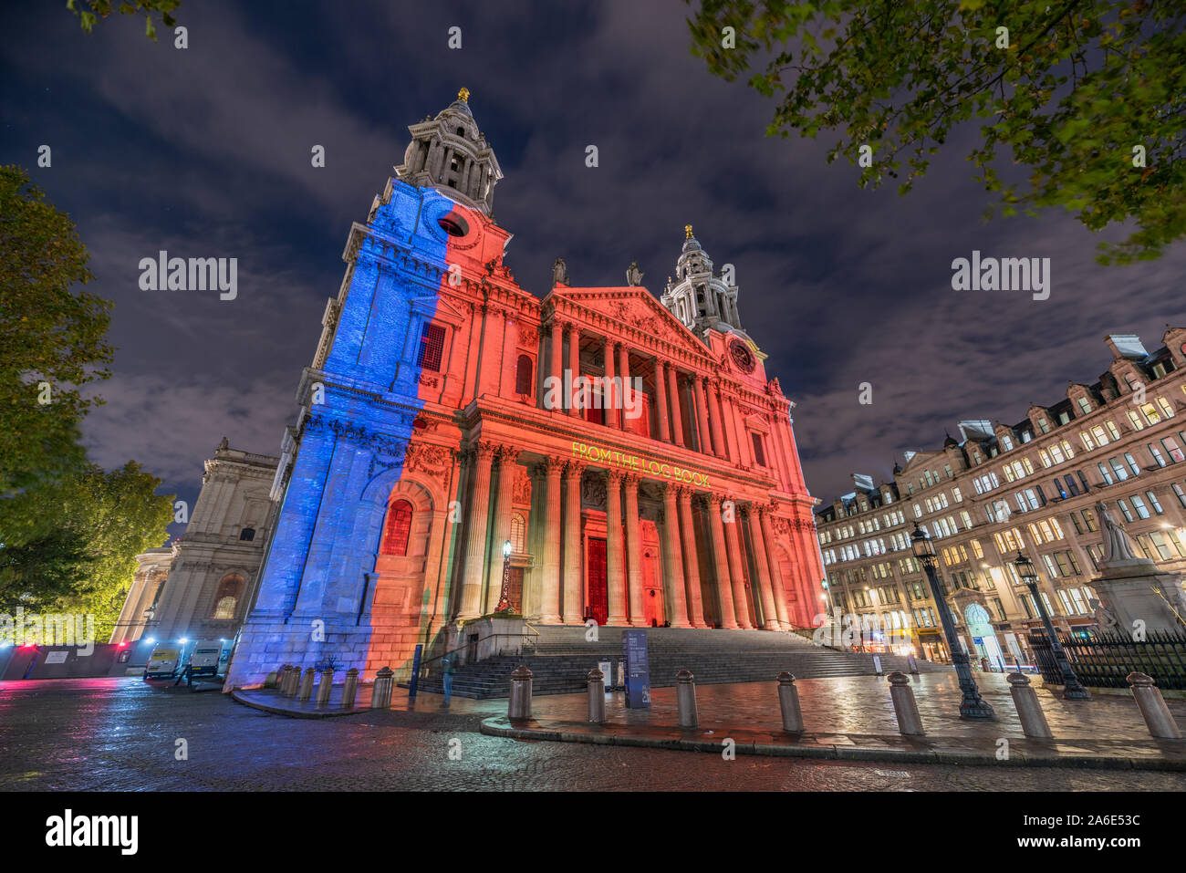 St Paul's Cathedral, London. A Historic England installation Where Light Falls is an illuminations event to celebrate St Paul's Wardens in WW2 Stock Photo