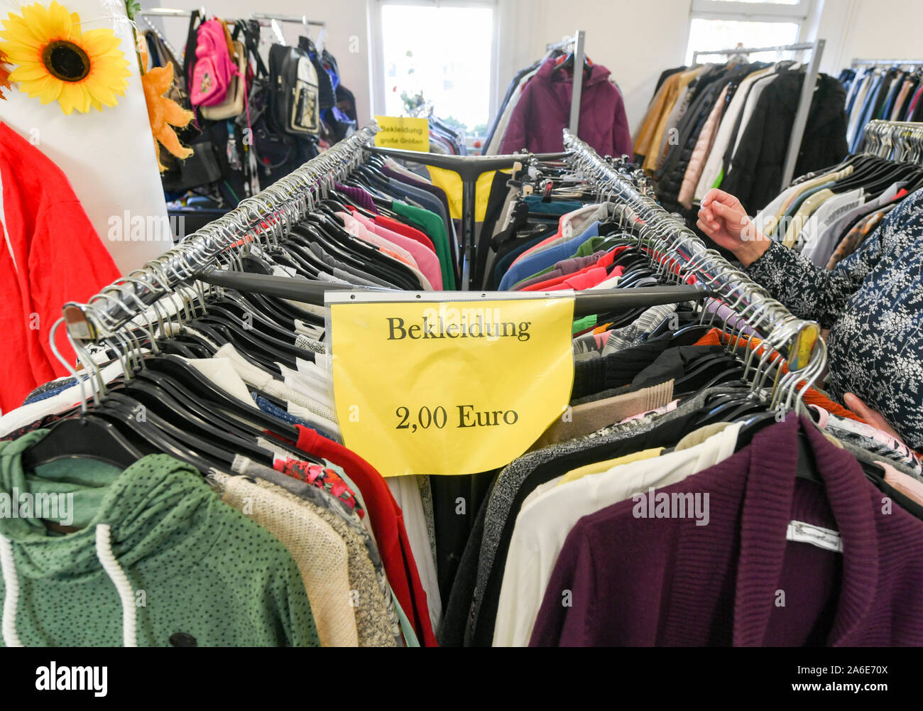Dresden, Germany. 25th Oct, 2019. Clothing for the cold season can be found  in the clothing department of the Social Department Store. Shirts, shirts  and jackets cost two euros. Needy citizens may