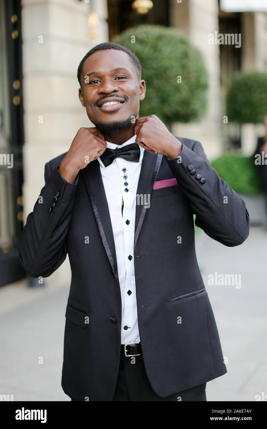 Afro american happy good looking man wearing suit and smiling Stock ...