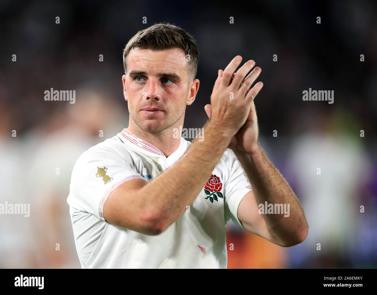 England's Ford applauds the fans after the 2019 Rugby World Cup