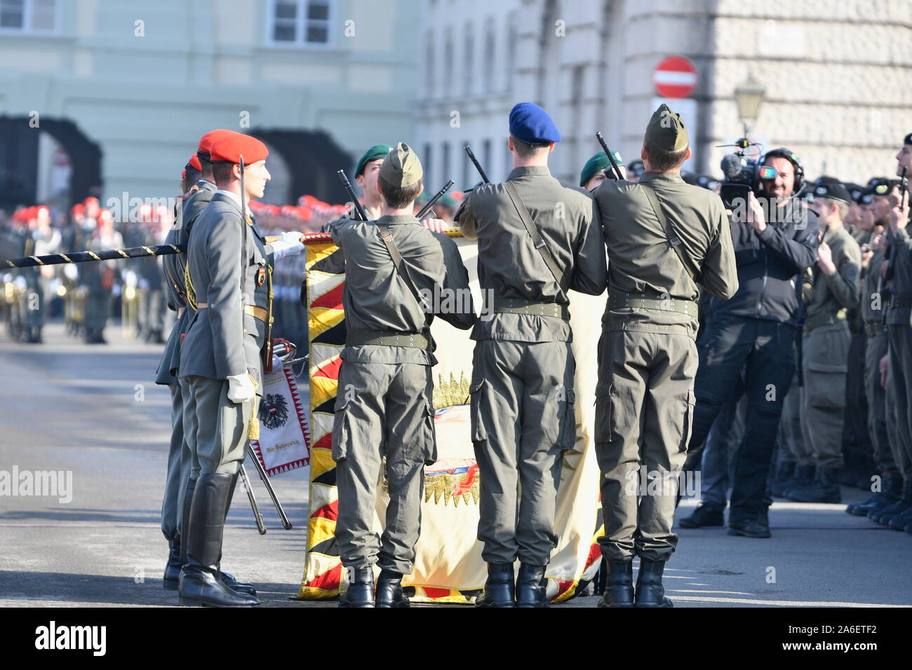 Vienna, Austria. 26th October, 2019. Austrian National Day on Heroes Square Vienna with the conquest of the recruits by the Austrian Federal Government on October 26, 2019 in Vienna. Credit: Franz Perc / Alamy Live News Stock Photo