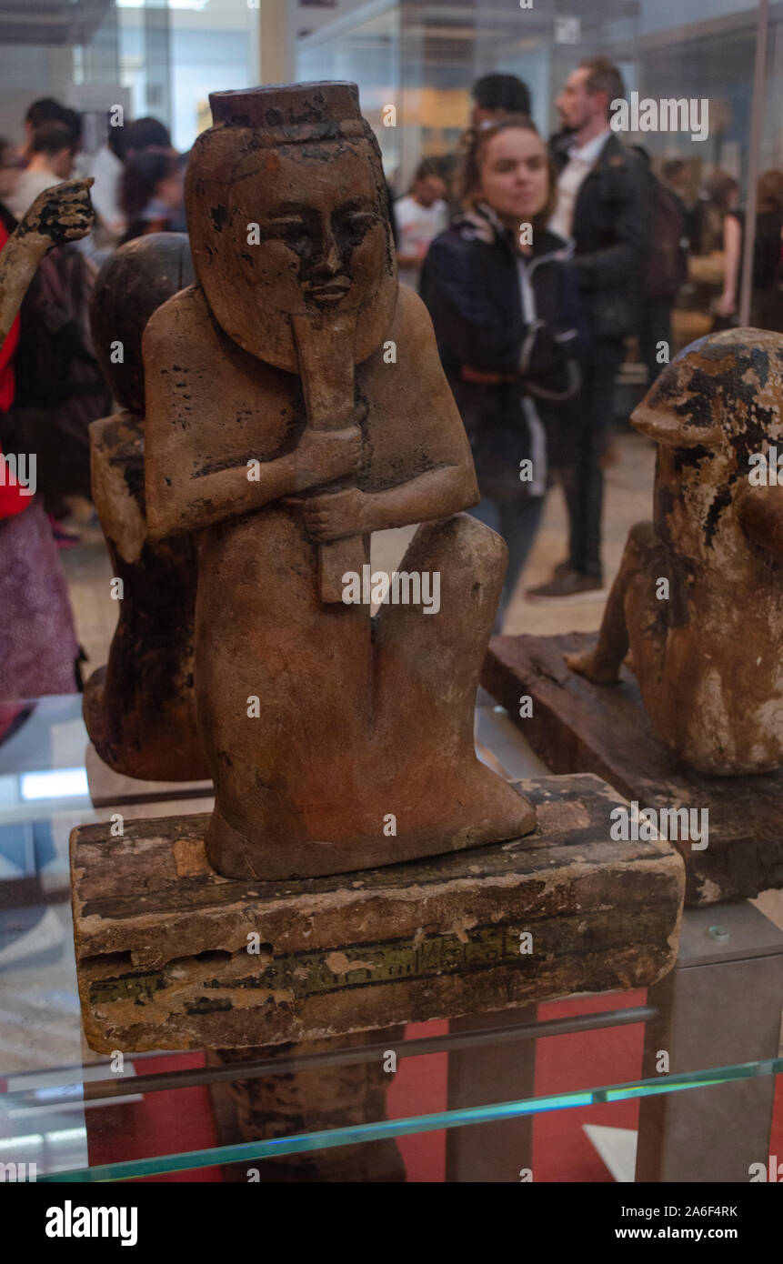 Ancient egyptian wood carving hires stock photography and images Alamy