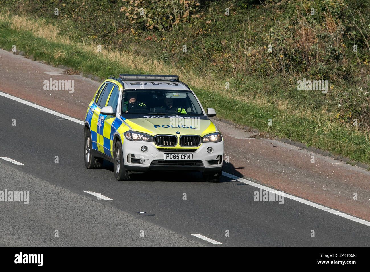 Uk police car bmw hi-res stock photography and images - Alamy
