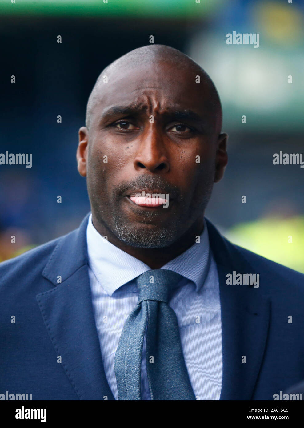SOUTHEND UNITED KINGDOM. OCTOBER 26 Sol Campbell New manager of Southend United during English Sky Bet League One between Southend United and Ipswich Town at Roots Hall Stadium, Southend, England on 26 October 2019 Credit: Action Foto Sport/Alamy Live News Stock Photo