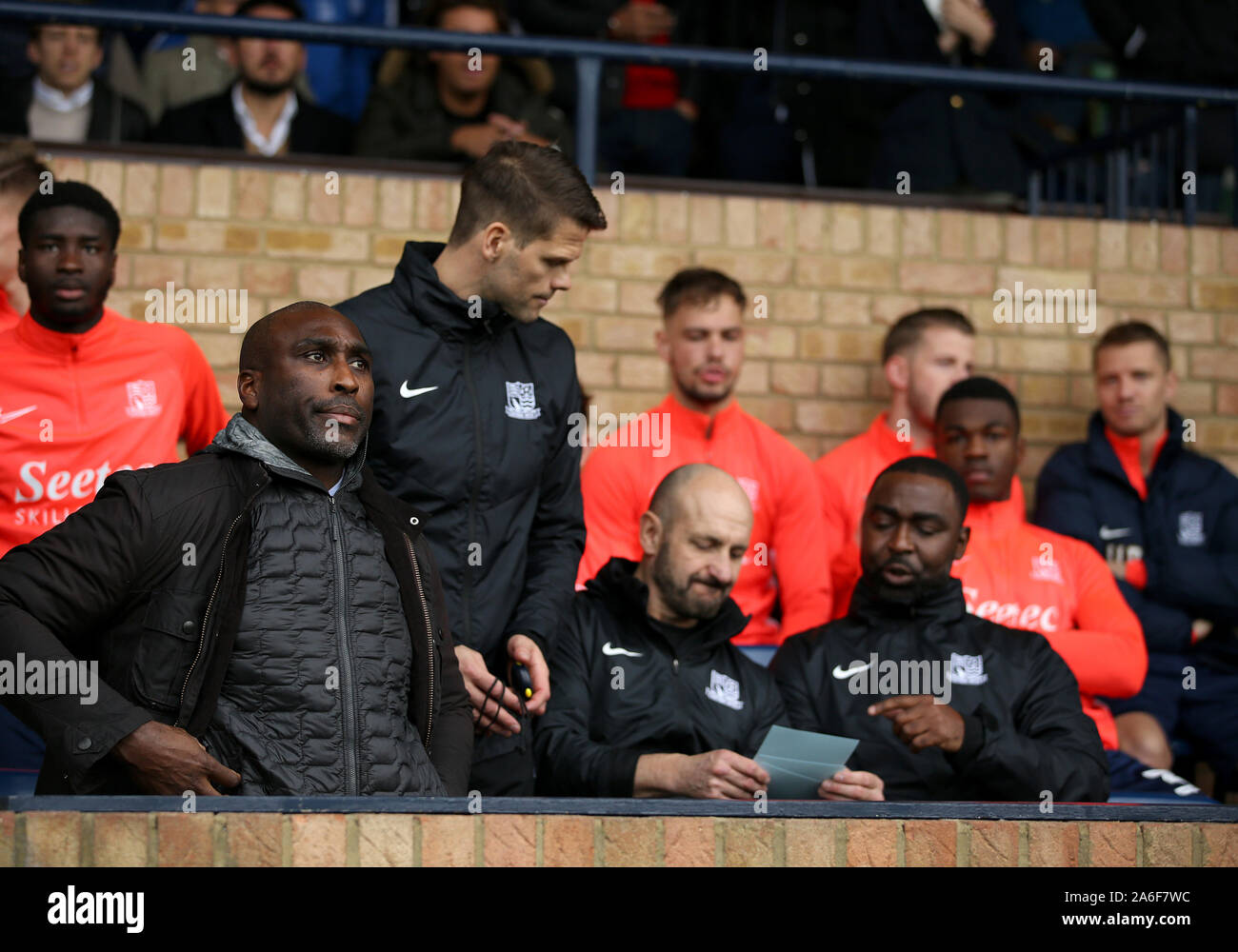 Southend United manager Sol Campbell (left) during the Sky Bet League One match at Roots Hall, Southend. Stock Photo